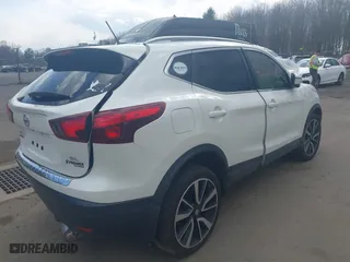 2018 Nissan Rogue Sport S with VIN JN1BJ1CP3JW103922, listed as a IAAI auction lot 42030656 with 36,765 mi miles. Bid and sale history available at carsss.com. Image 4.