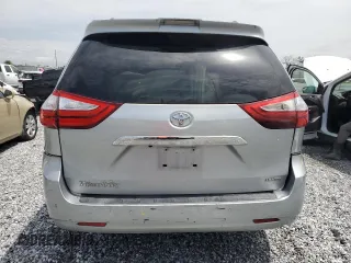 2019 Toyota Sienna XLE Auto Access Seat z VIN 5TDYZ3DC0KS980179, wystawiony jako Copart lot #61533395 z przebiegiem 32 996 mil mil oraz Szkoda całkowita • Salvage title. Historia ofert i sprzedaży dostępna na DreamBid. Obrazek 6.