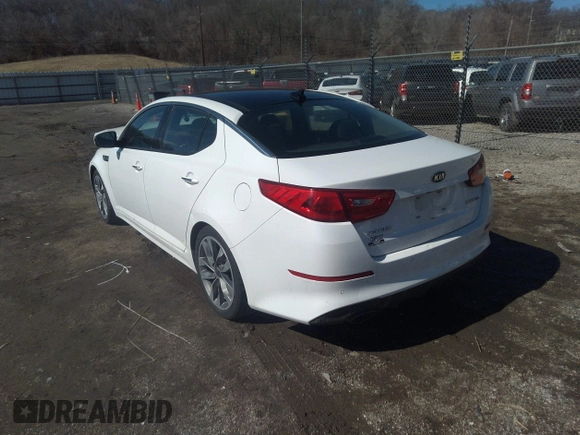 2015 Kia Optima SXL Turbo with VIN 5XXGR4A60FG378566, listed as a IAAI auction lot 41750017 with 111,850 mi miles and . Bid and sale history available at DreamBid. Image 3.