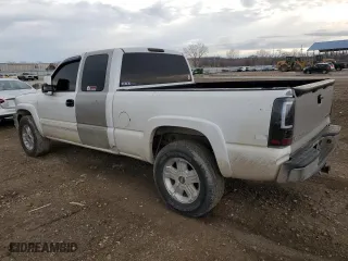 2003 Chevrolet Silverado 1500 LT with VIN 2GCEK19T231403375, listed as a Copart auction lot 86842894 with 211,666 mi miles and Salvage Title. Bid and sale history available at carsss.com. Image 2.