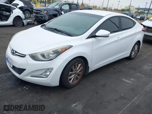 2015 Hyundai Elantra SE z VIN 5NPDH4AE1FH584383, wystawiony jako IAAI lot #42139657 z przebiegiem 141 309 mil mil oraz . Historia ofert i sprzedaży dostępna na DreamBid. Obrazek 2.