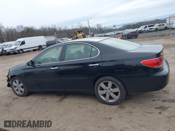 2005 Lexus ES 330 with VIN JTHBA30G555104867, listed as a IAAI auction lot 41508534 with 178,416 mi miles. Bid and sale history available at carsss.com. Image 14.