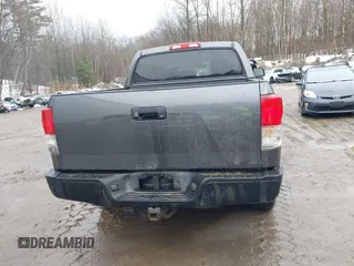2013 Toyota Tundra с VIN 5TFDY5F18DX309798, выставлен на аукционе IAAI как лот 41711578 с пробегом 123 642 миль миль и . История ставок и продаж доступна на DreamBid. Изображение 17.