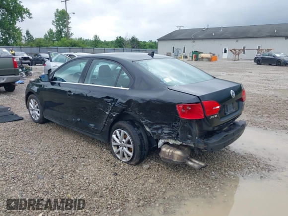 2013 Volkswagen Jetta SE with VIN 3VWDX7AJ1DM352551, listed as a IAAI auction lot 42473476 with 95,612 mi miles and . Bid and sale history available at DreamBid. Image 3.