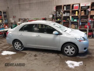 2007 Toyota Yaris with VIN JTDBT923271055260, listed as a IAAI auction lot 41600494 with 70,411 mi miles. Bid and sale history available at carsss.com. Image 13.