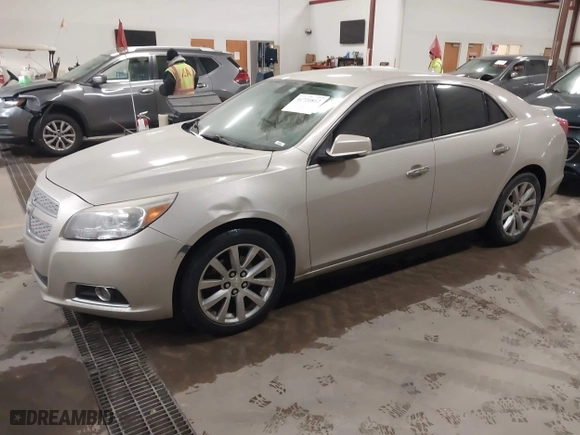 2013 Chevrolet Malibu LTZ with VIN 1G11H5SAXDF236151, listed as a IAAI auction lot 41720812 with 181,159 mi miles. Bid and sale history available at carsss.com. Image 17.