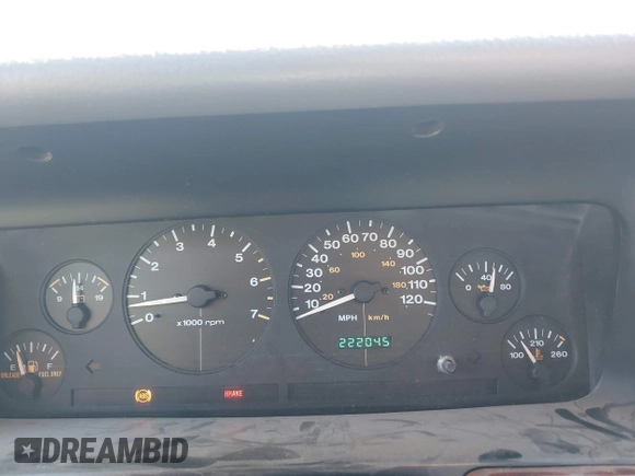 1998 Jeep Grand Cherokee Limited z VIN 1J4GZ78Y3WC105625, wystawiony jako IAAI lot #41742805 z przebiegiem 222 045 mil mil oraz . Historia ofert i sprzedaży dostępna na DreamBid. Obrazek 7.