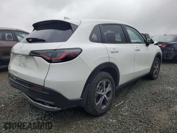 2025 Honda HR-V EX-L with VIN 3CZRZ1H71SM708756, listed as a Copart auction lot 48896755 with 5,231 mi miles and Salvage Title. Bid and sale history available at carsss.com. Image 3.