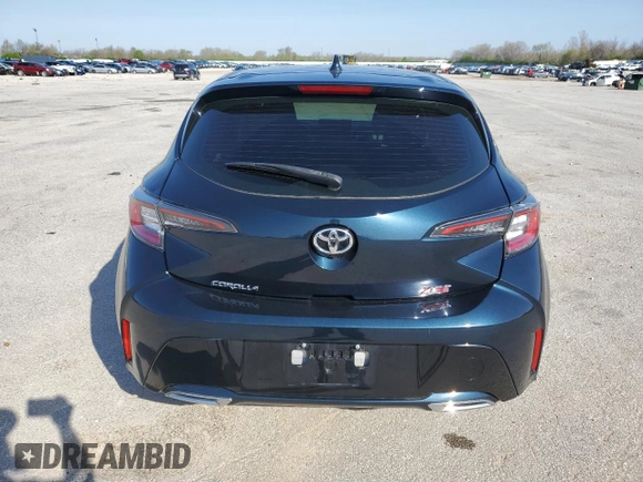 2020 Toyota Corolla Hatchback XSE with VIN JTNC4RBE2L3104485, listed as a Copart auction lot 50665565 with 33,351 mi miles and Salvage Title. Bid and sale history available at carsss.com. Image 6.