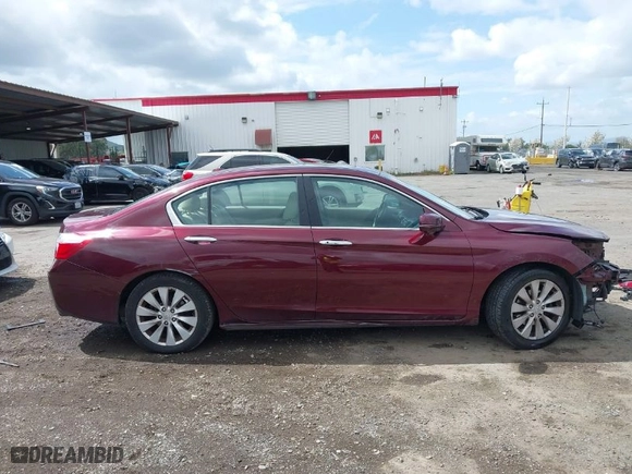 2015 Honda Accord Sedan EX-L with VIN 1HGCR2F84FA058970, listed as a IAAI auction lot 41920242 with 113,507 mi miles. Bid and sale history available at carsss.com. Image 14.