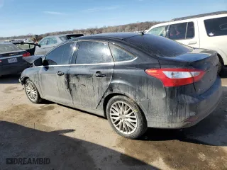 2012 Ford Focus SEL with VIN 1FAHP3H28CL416344, listed as a Copart auction lot 46628675 with 140,273 mi miles and Salvage Title. Bid and sale history available at carsss.com. Image 2.