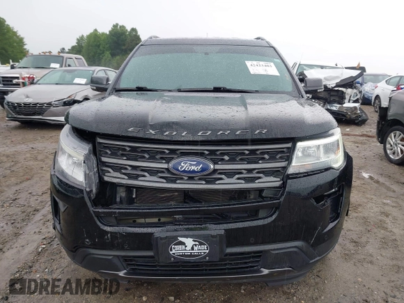 2018 Ford Explorer XLT z VIN 1FM5K7D87JGA56109, wystawiony jako IAAI lot #42423403 z przebiegiem 80 082 mil mil oraz . Historia ofert i sprzedaży dostępna na DreamBid. Obrazek 12.