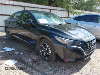 2025 Nissan Sentra SV z VIN 3N1AB8CV4SY206969, wystawiony jako IAAI lot #42380180 z przebiegiem 13 807 mil mil oraz . Historia ofert i sprzedaży dostępna na DreamBid. Obrazek 1.