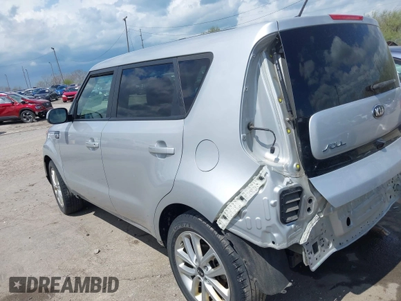2018 Kia Soul + with VIN KNDJP3A53J7510640, listed as a IAAI auction lot 42061530 with 62,068 mi miles. Bid and sale history available at carsss.com. Image 15.