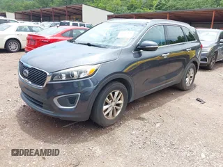 2017 Kia Sorento LX with VIN 5XYPG4A56HG230935, listed as a IAAI auction lot 42593196 with 127,425 mi miles and . Bid and sale history available at DreamBid. Image 2.