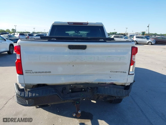 2019 Chevrolet Silverado 1500 Custom Trail Boss with VIN 1GCPYCEF3KZ428391, listed as a IAAI auction lot 41793628 with 230,170 mi miles. Bid and sale history available at carsss.com. Image 16.