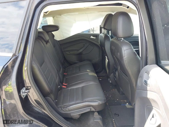 2014 Ford Escape Titanium with VIN 1FMCU9JXXEUE45634, listed as a IAAI auction lot 41840303 with 109,692 mi miles. Bid and sale history available at carsss.com. Image 8.