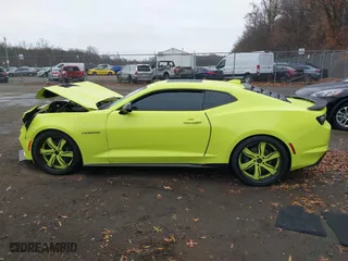 2021 Chevrolet Camaro 2SS with VIN 1G1FH1R74M0128085, listed as a IAAI auction lot 41044478 with 8,531 mi miles. Bid and sale history available at carsss.com. Image 14.