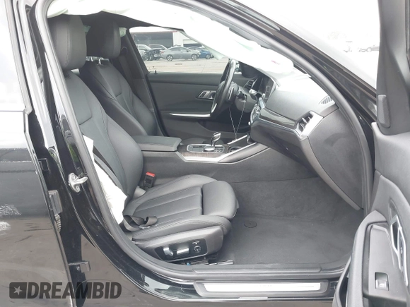 2020 BMW 3 Series 330i with VIN 3MW5R1J0XL8B00985, listed as a IAAI auction lot 42300540 with 50,732 mi miles and . Bid and sale history available at DreamBid. Image 5.
