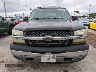 2005 Chevrolet Avalanche Z66 with VIN 3GNEC12Z35G258098, listed as a Copart auction lot 74543374 with Not Provided miles and Salvage Title. Bid and sale history available at carsss.com. Image 5.