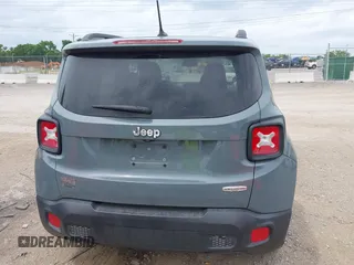 2017 Jeep Renegade Latitude z VIN ZACCJABB4HPF52900, wystawiony jako IAAI lot #42240340 z przebiegiem 110 658 mil mil oraz . Historia ofert i sprzedaży dostępna na DreamBid. Obrazek 16.