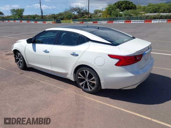 2017 Nissan Maxima SV z VIN 1N4AA6AP8HC446350, wystawiony jako IAAI lot #41852394 z przebiegiem 66 518 mil mil oraz . Historia ofert i sprzedaży dostępna na DreamBid. Obrazek 3.