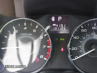 2010 Subaru Outback Premium All-Weather Anniversary z VIN 4S4BRCCC8A3313587, wystawiony jako IAAI lot #42202284 z przebiegiem 131 123 mil mil oraz . Historia ofert i sprzedaży dostępna na DreamBid. Obrazek 15.