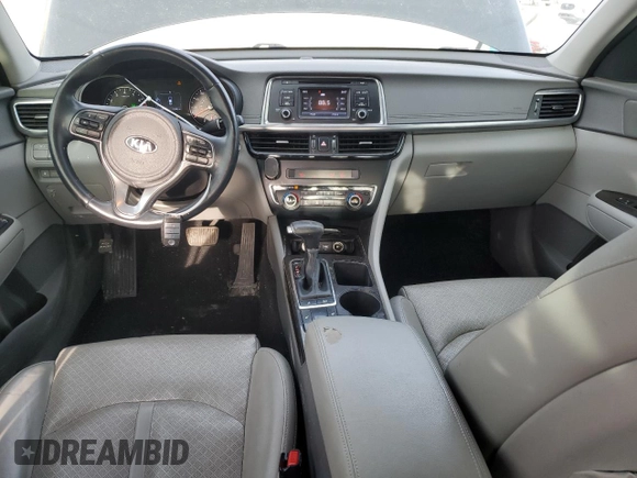 2016 Kia Optima EX z VIN 5XXGU4L30GG058389, wystawiony jako Copart lot #49993295 z przebiegiem 78 445 mil mil oraz Szkoda całkowita • Salvage title. Historia ofert i sprzedaży dostępna na DreamBid. Obrazek 8.