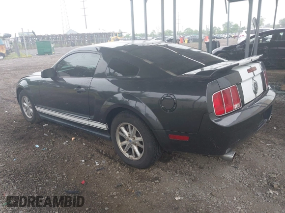 2007 Ford Mustang Deluxe with VIN 1ZVFT80N175365857, listed as a IAAI auction lot 42512673 with 136,145 mi miles and . Bid and sale history available at DreamBid. Image 3.