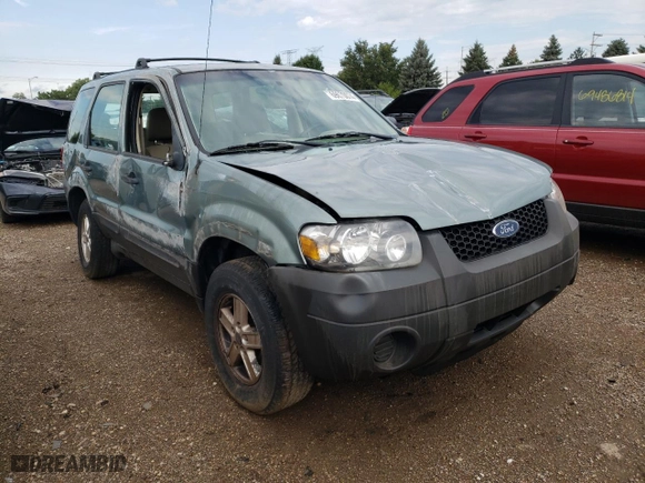 2007 Ford Escape XLS with VIN 1FMCU02Z77KA83627, listed as a Copart auction lot 69670074 with 64,058 mi miles and Salvage Title. Bid and sale history available at carsss.com. Image 4.