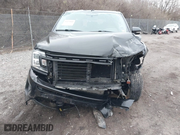 2019 Ford Expedition Max XLT z VIN 1FMJK1JT8KEA12590, wystawiony jako IAAI lot #41153889 z przebiegiem 103 284 mil mil oraz . Historia ofert i sprzedaży dostępna na DreamBid. Obrazek 6.