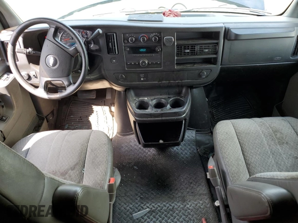 2008 Chevrolet Express Cargo Van with VIN 1GCGG25C881134558, listed as a Copart auction lot 67207324 with 54,369 mi miles and Salvage Title. Bid and sale history available at carsss.com. Image 8.