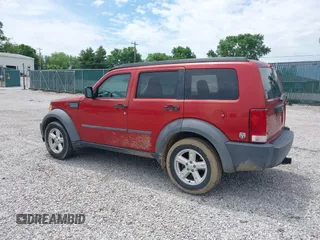 2007 Dodge Nitro SXT z VIN 1D8GT28K37W683408, wystawiony jako IAAI lot #42273045 z przebiegiem 279 799 mil mil oraz . Historia ofert i sprzedaży dostępna na DreamBid. Obrazek 3.