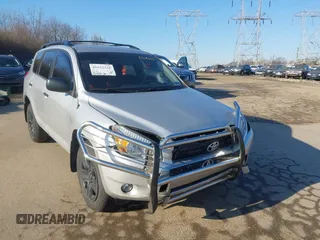 2008 Toyota RAV4 with VIN JTMBD33V386069733, listed as a IAAI auction lot 41623316 with 111,900 mi miles. Bid and sale history available at carsss.com. Image 6.