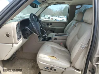 2003 Chevrolet Tahoe Z71 with VIN 1GNEK13Z03R243248, listed as a Copart auction lot 50737415 with 228,580 mi miles and Clean Title. Bid and sale history available at carsss.com. Image 7.