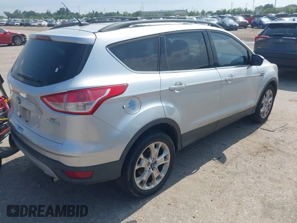 2013 Ford Escape SE с VIN 1FMCU0GX2DUA46802, выставлен на аукционе IAAI как лот 42438952 с пробегом 181 028 миль миль и . История ставок и продаж доступна на DreamBid. Изображение 4.