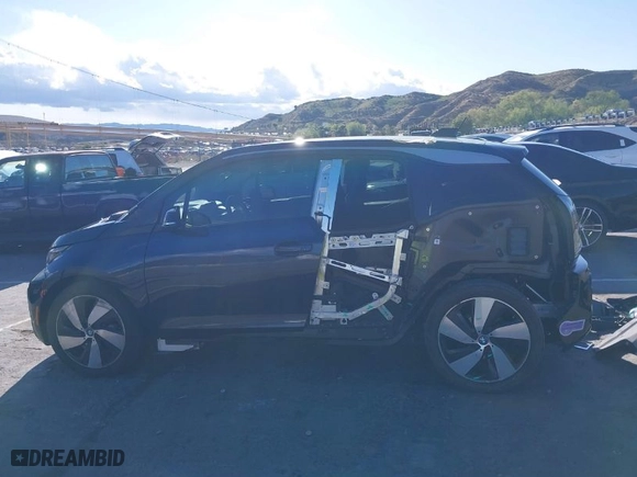 2019 BMW i3 with VIN WBY8P2C52K7E54733, listed as a IAAI auction lot 41946568 with 44,287 mi miles. Bid and sale history available at carsss.com. Image 15.
