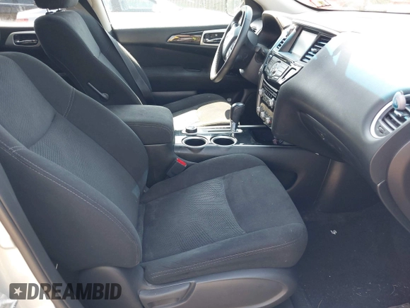 2014 Nissan Pathfinder S z VIN 5N1AR2MM6EC718091, wystawiony jako IAAI lot #42571109 z przebiegiem 72 907 mil mil oraz . Historia ofert i sprzedaży dostępna na DreamBid. Obrazek 5.