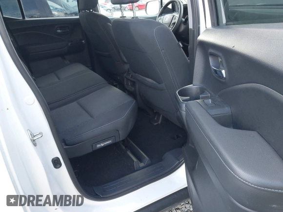 2019 Honda Ridgeline Sport z VIN 5FPYK3F10KB045515, wystawiony jako IAAI lot #41812045 z przebiegiem 87 667 mil mil oraz . Historia ofert i sprzedaży dostępna na DreamBid. Obrazek 8.