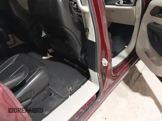 2021 Chrysler Voyager LXi with VIN 2C4RC1DG4MR528020, listed as a IAAI auction lot 41495159 with 72,896 mi miles and . Bid and sale history available at DreamBid. Image 8.