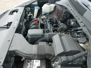 2016 Kia Sorento L with VIN 5XYPG4A38GG169035, listed as a IAAI auction lot 43069831 with 104,276 mi miles and . Bid and sale history available at DreamBid. Image 13.