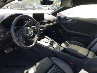 2018 Audi RS 5 z VIN WUAPWAF55JA903152, wystawiony jako IAAI lot #42193996 z przebiegiem 95 730 mil mil oraz . Historia ofert i sprzedaży dostępna na DreamBid. Obrazek 5.