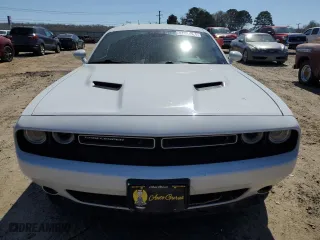 2019 Dodge Challenger SXT with VIN 2C3CDZGG6KH655517, listed as a Copart auction lot 47327064 with 69,899 mi miles and Salvage Title. Bid and sale history available at carsss.com. Image 5.