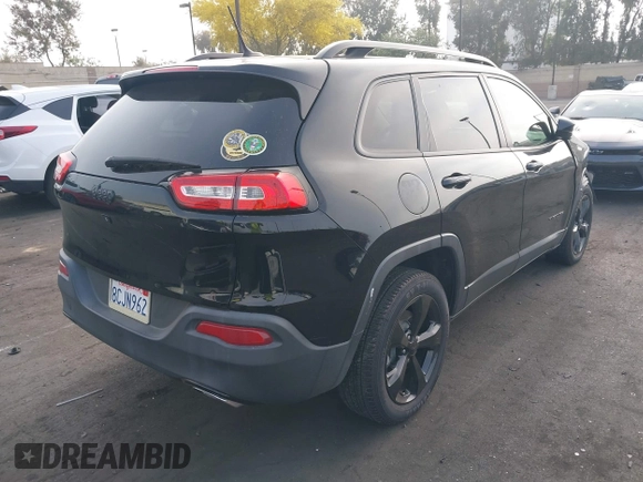 2018 Jeep Cherokee Latitude с VIN 1C4PJLCXXJD556624, выставлен на аукционе IAAI как лот 42464810 с пробегом 63 570 миль миль и . История ставок и продаж доступна на DreamBid. Изображение 4.