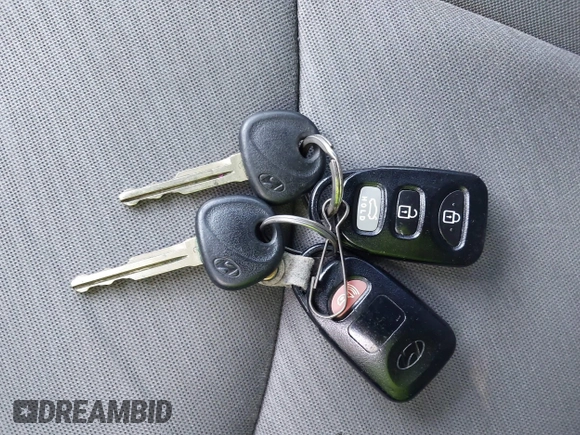 2011 Hyundai Elantra Limited с VIN 5NPDH4AE8BH022281, выставлен на аукционе IAAI как лот 42567284 с пробегом 180 520 миль миль и . История ставок и продаж доступна на DreamBid. Изображение 11.