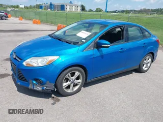 2014 Ford Focus SE z VIN 1FADP3F20EL452324, wystawiony jako IAAI lot #40097434 z przebiegiem 131 789 mil mil oraz . Historia ofert i sprzedaży dostępna na DreamBid. Obrazek 2.