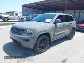 2020 Jeep Grand Cherokee Altitude with VIN 1C4RJFAG3LC141313, listed as a IAAI auction lot 41925706 with 61,000 mi miles. Bid and sale history available at carsss.com. Image 17.