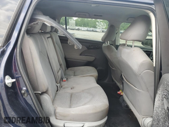 2020 Toyota Highlander LE with VIN 5TDBZRBH8LS012906, listed as a Copart auction lot 54832115 with 68,673 mi miles and Clean title. Bid and sale history available at DreamBid. Image 11.