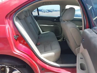 2010 Ford Fusion SE z VIN 3FAHP0HA2AR262234, wystawiony jako IAAI lot #42445664 z przebiegiem 85 912 mil mil oraz . Historia ofert i sprzedaży dostępna na DreamBid. Obrazek 8.