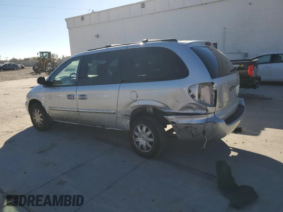 2004 Chrysler Town & Country EX with VIN 2C4GP74LX4R620129, listed as a Copart auction lot 79924594 with 190,429 mi miles and Salvage Title. Bid and sale history available at carsss.com. Image 2.